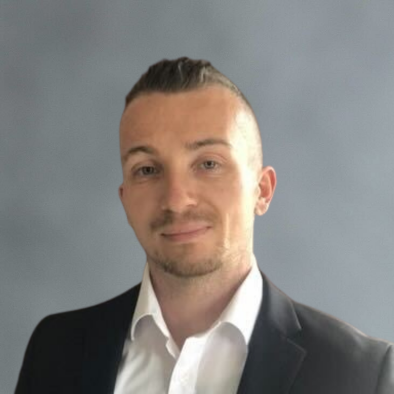 Markus H.